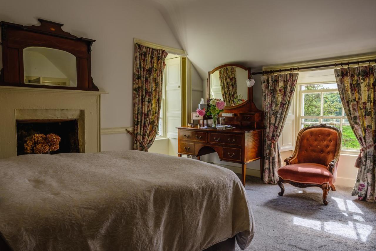 Brooklawn House Bed And Breakfast Mohill Exterior photo