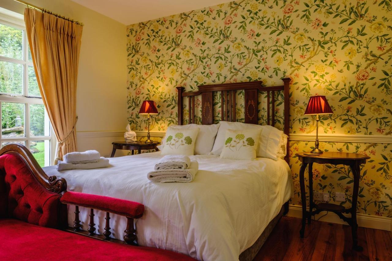 Brooklawn House Bed And Breakfast Mohill Exterior photo