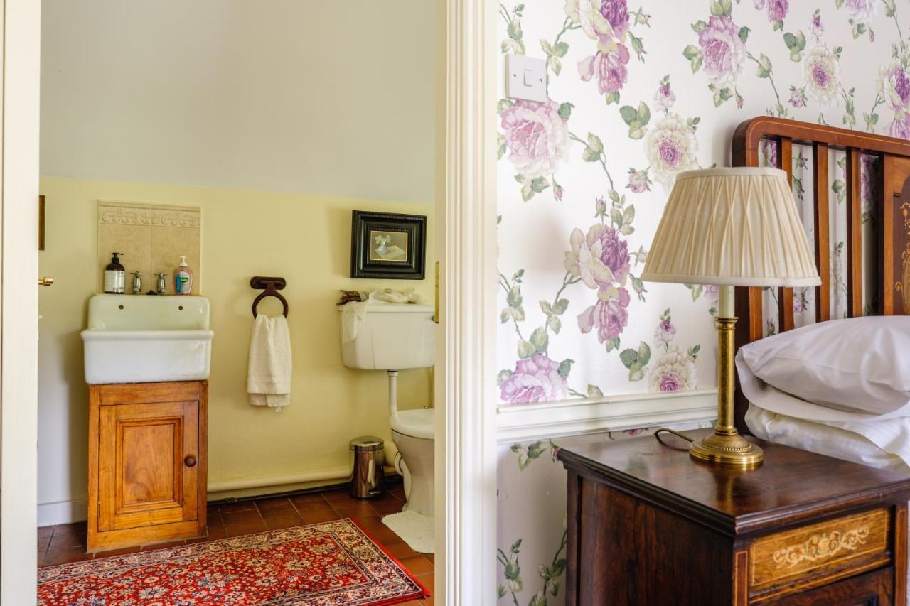 Brooklawn House Bed And Breakfast Mohill Exterior photo