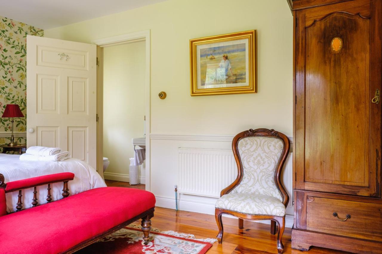Brooklawn House Bed And Breakfast Mohill Exterior photo
