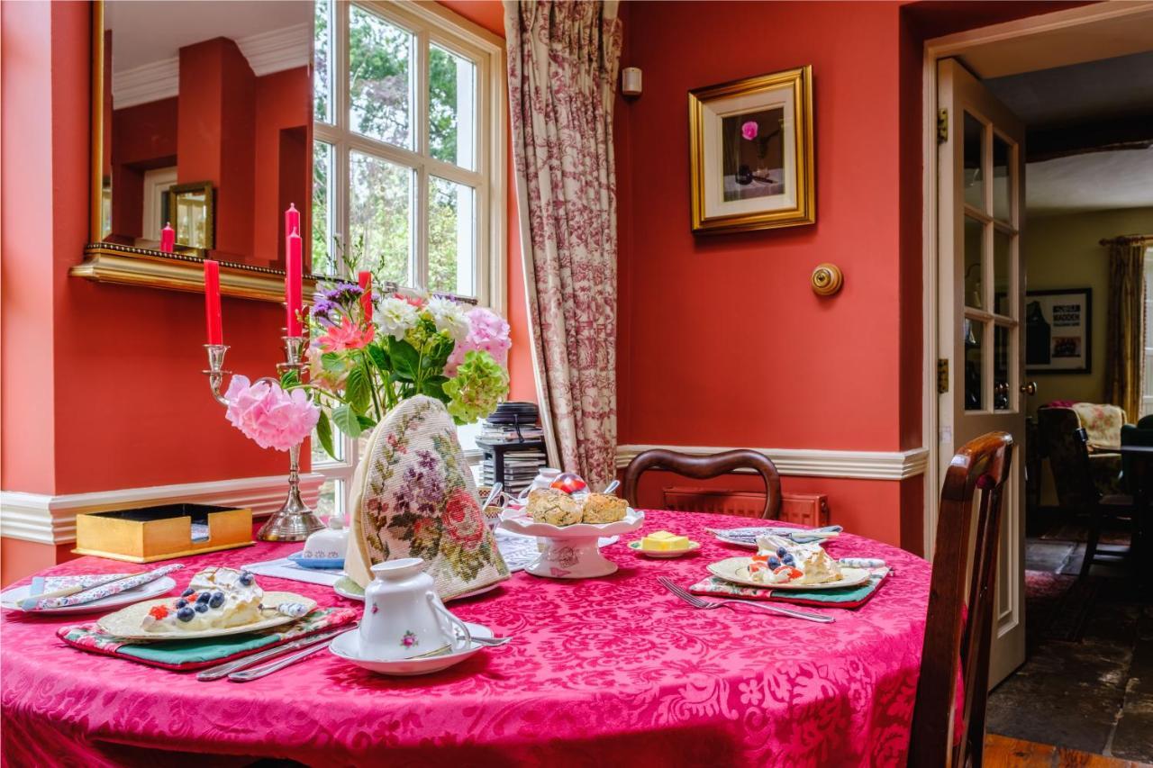 Brooklawn House Bed And Breakfast Mohill Exterior photo